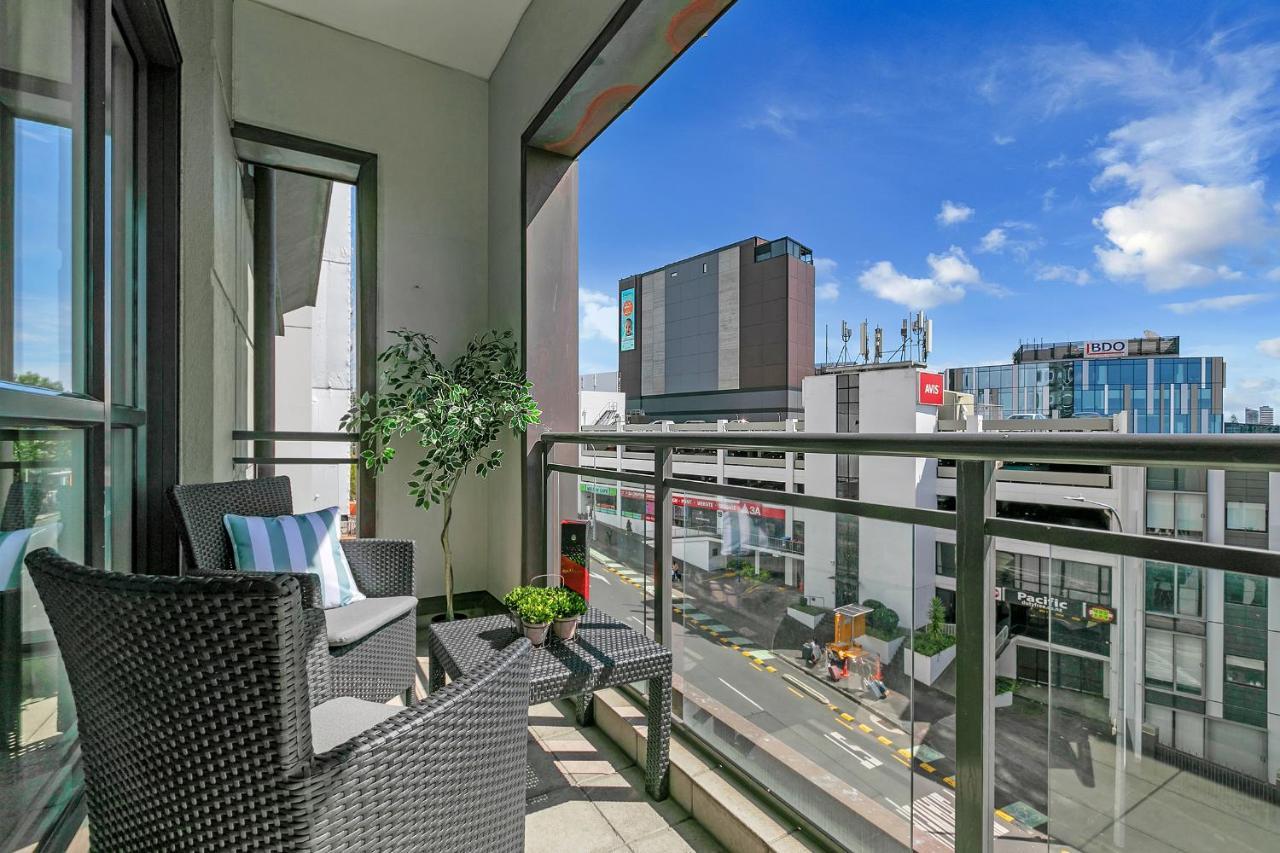 Your Family Getaway - Rooftop Spa & Pool! Auckland Exterior photo